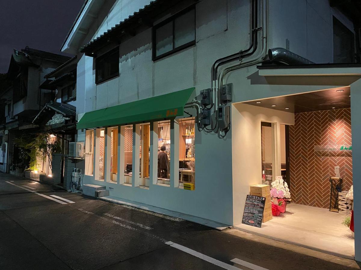 Hotel Jungle Fun Fun Osaka Eksteriør billede