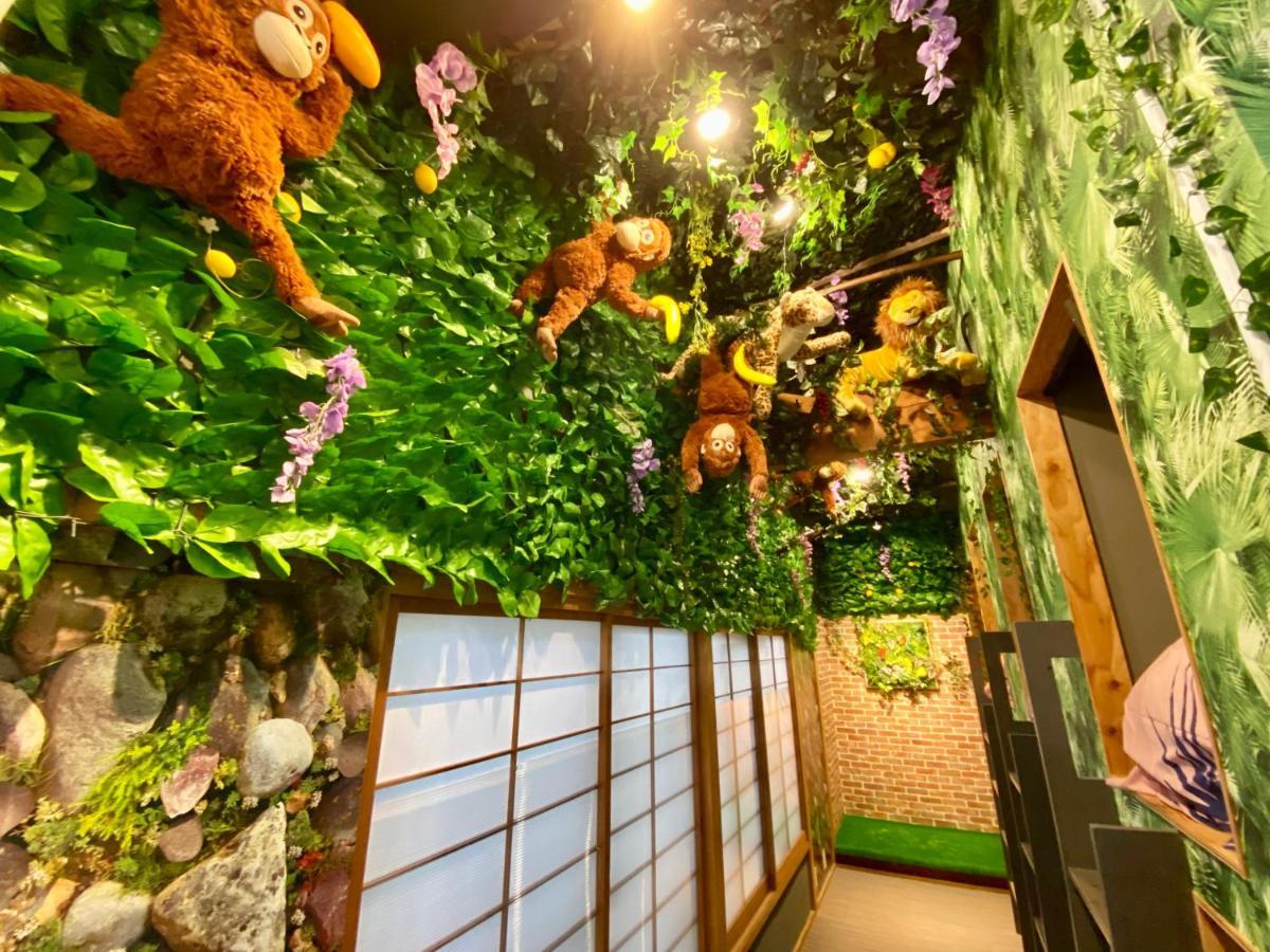Hotel Jungle Fun Fun Osaka Eksteriør billede